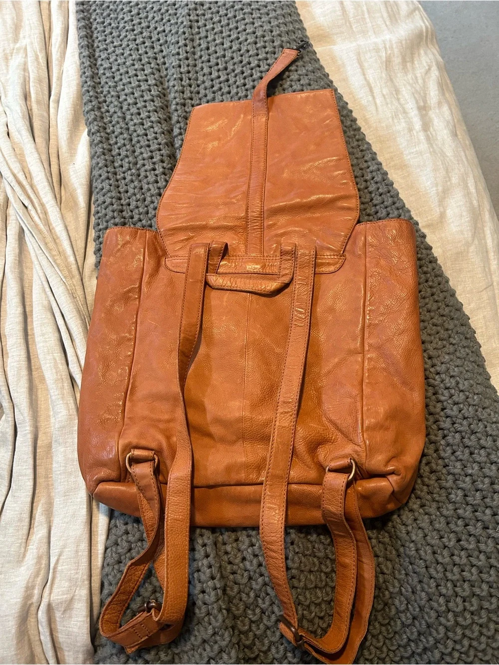 FRYE AND CO. smooth cognac